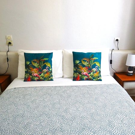 Hotel Au Petit Bearn Salies-de-Béarn Kültér fotó